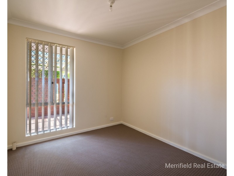 12 Trimmer Road, Spencer Park WA 6330