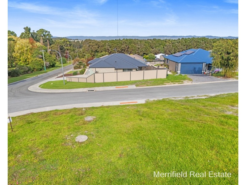 24 Greyhound Circle, Gledhow WA 6330