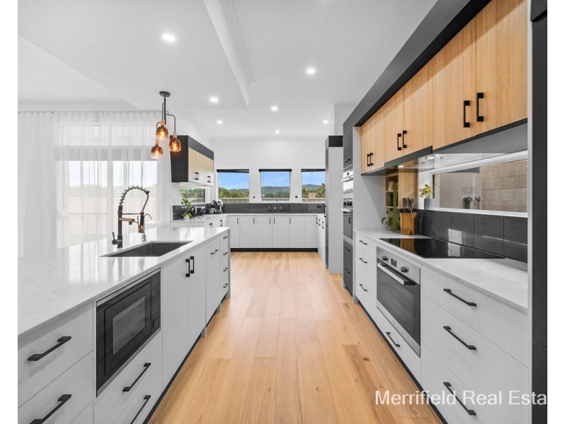 5/4 Barry Court, Collingwood Park WA 6330