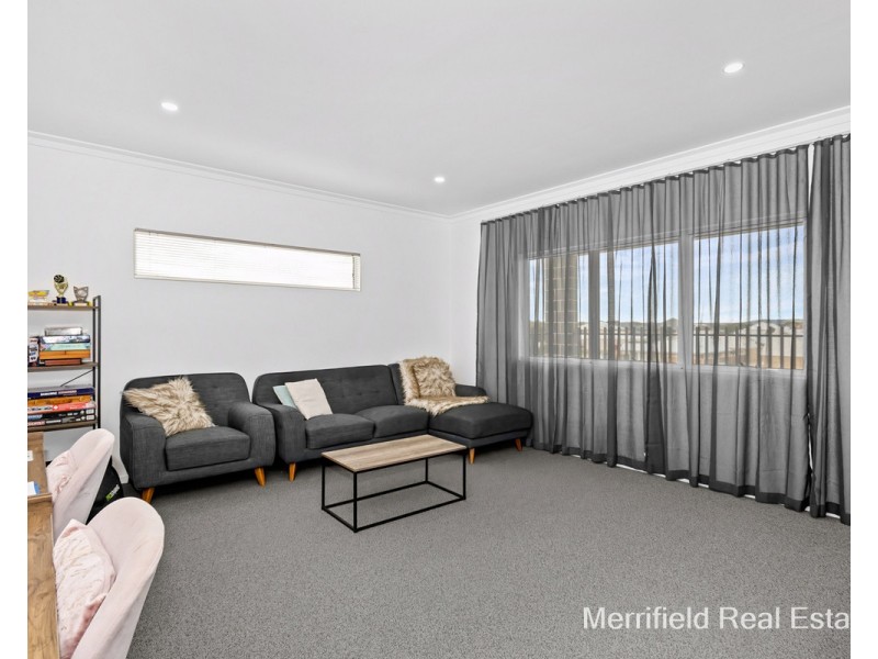 5/4 Barry Court, Collingwood Park WA 6330