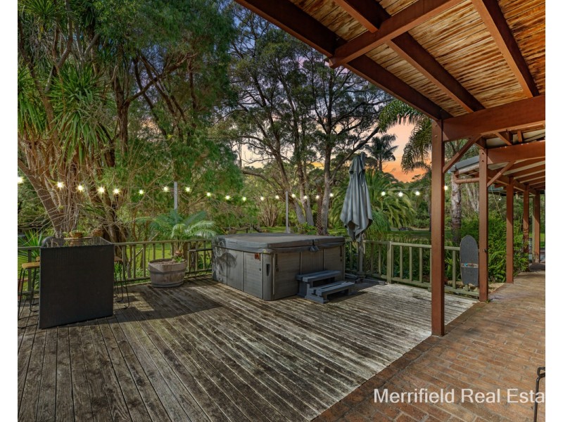 116 Spring Street, Little Grove WA 6330