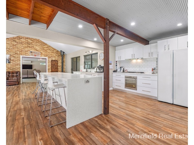 116 Spring Street, Little Grove WA 6330