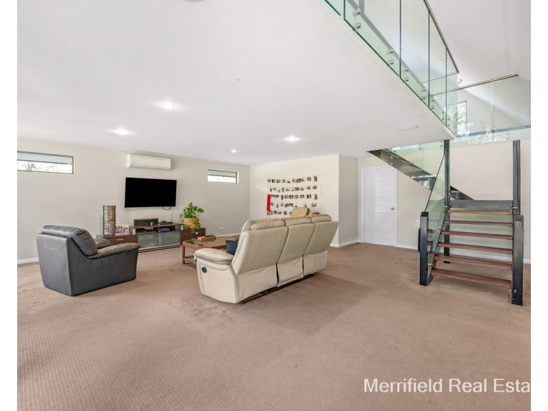 116 Spring Street, Little Grove WA 6330