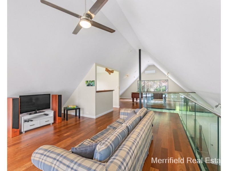 116 Spring Street, Little Grove WA 6330