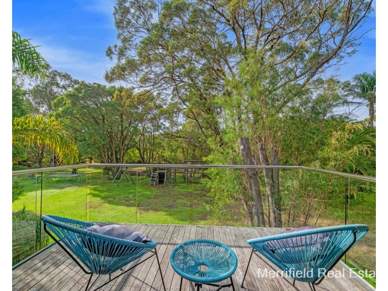 116 Spring Street, Little Grove WA 6330