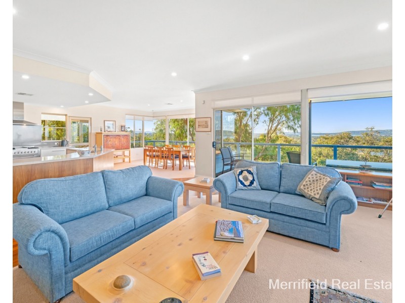 12 Miramar Road, Mira Mar WA 6330