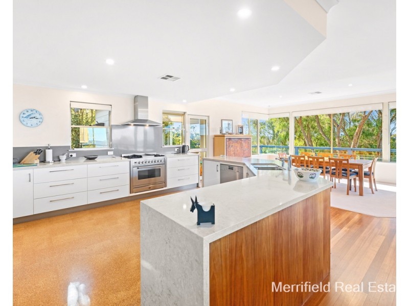 12 Miramar Road, Mira Mar WA 6330