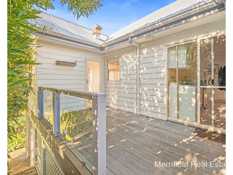 12 Miramar Road, Mira Mar WA 6330