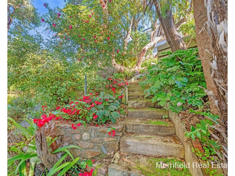 12 Miramar Road, Mira Mar WA 6330