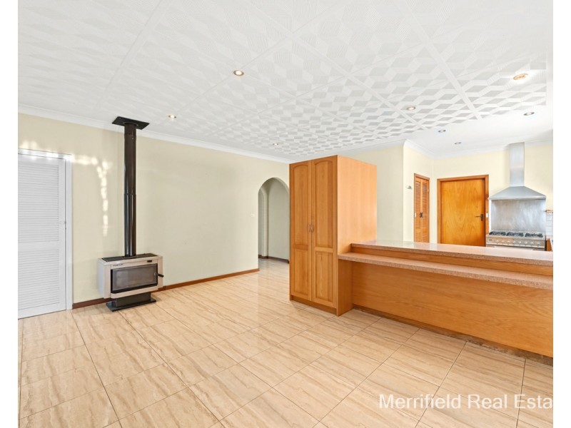 182 Serpentine Road, Mount Melville WA 6330