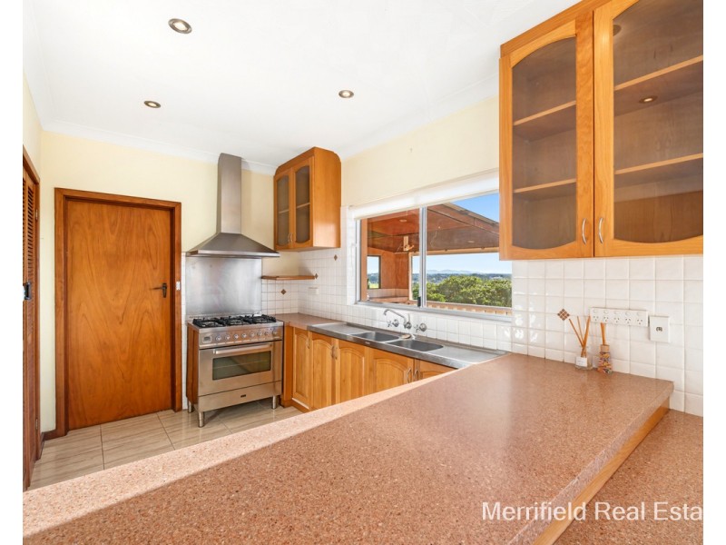 182 Serpentine Road, Mount Melville WA 6330