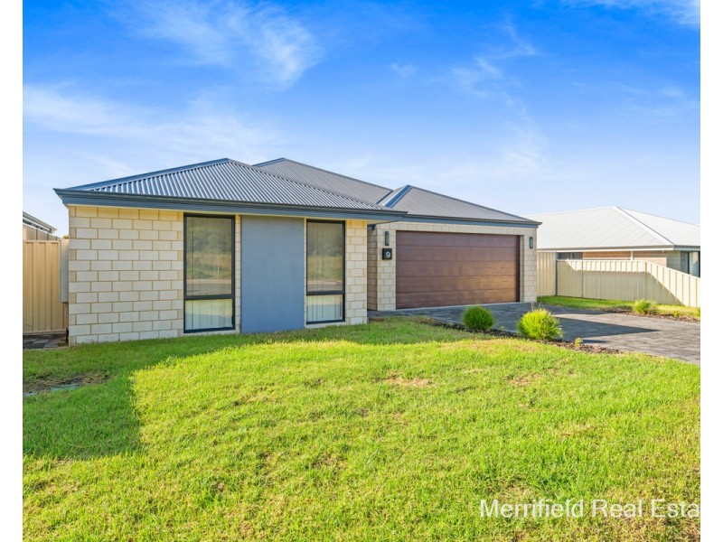 9 Conifer Lane, Mckail WA 6330