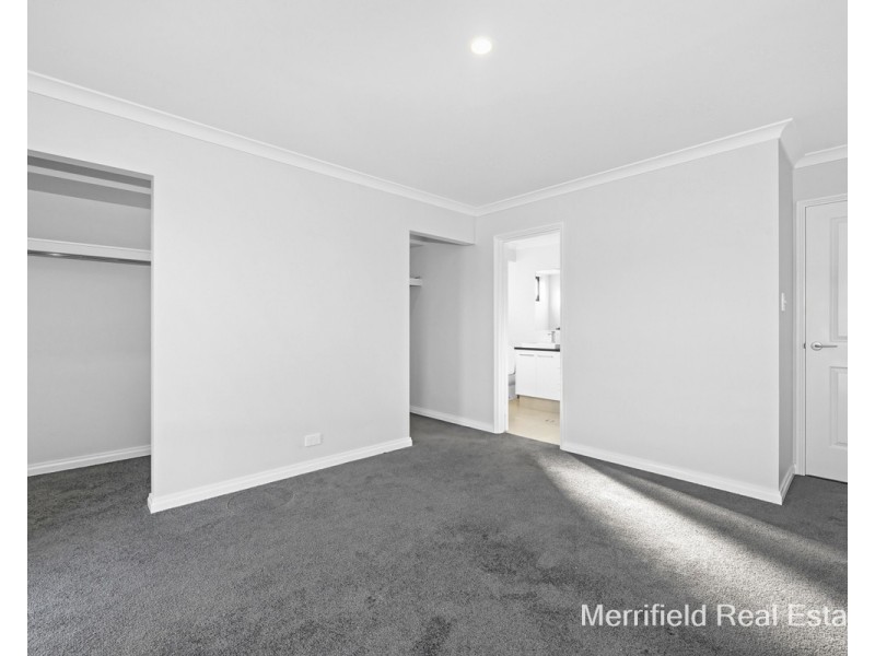 9 Conifer Lane, Mckail WA 6330