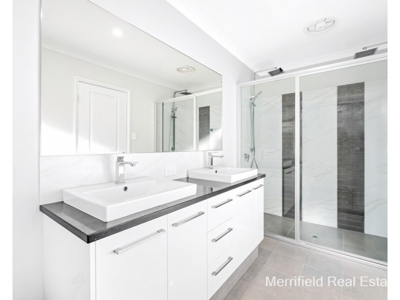 9 Conifer Lane, Mckail WA 6330