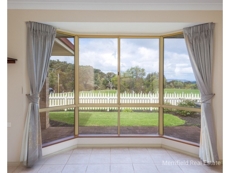 2 Beckett Court, Spencer Park WA 6330