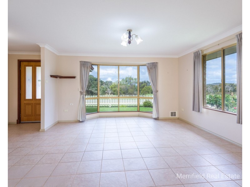 2 Beckett Court, Spencer Park WA 6330