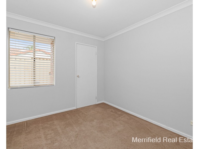 54 McGonnell Street, Orana WA 6330