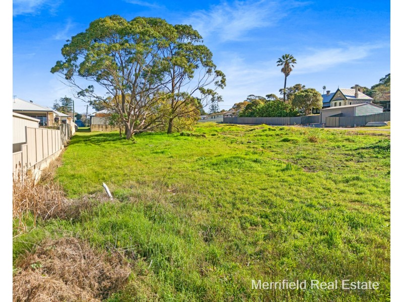 18 Seymour Street, Mira Mar WA 6330