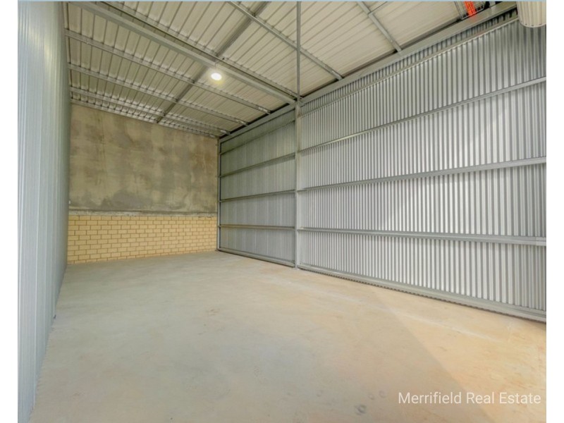 24/370A Albany Highway, Orana WA 6330