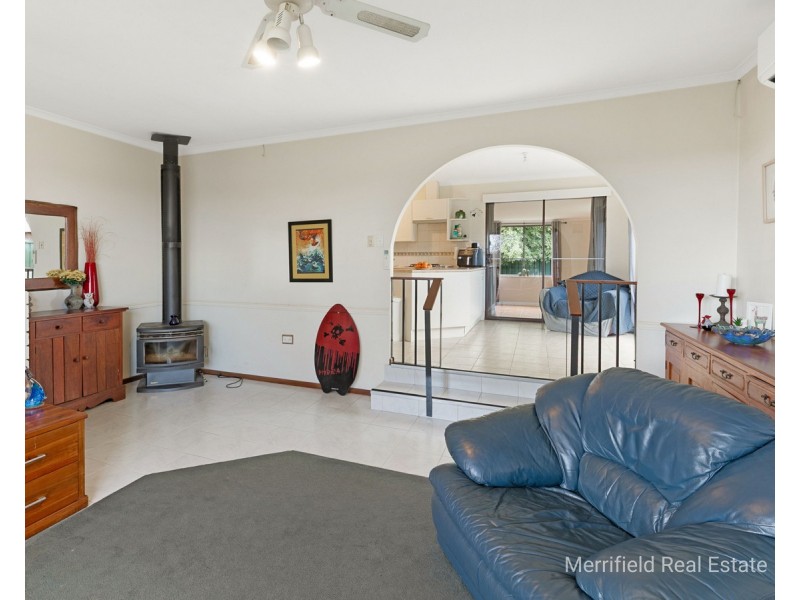 34 Sherwood Drive, Mckail WA 6330