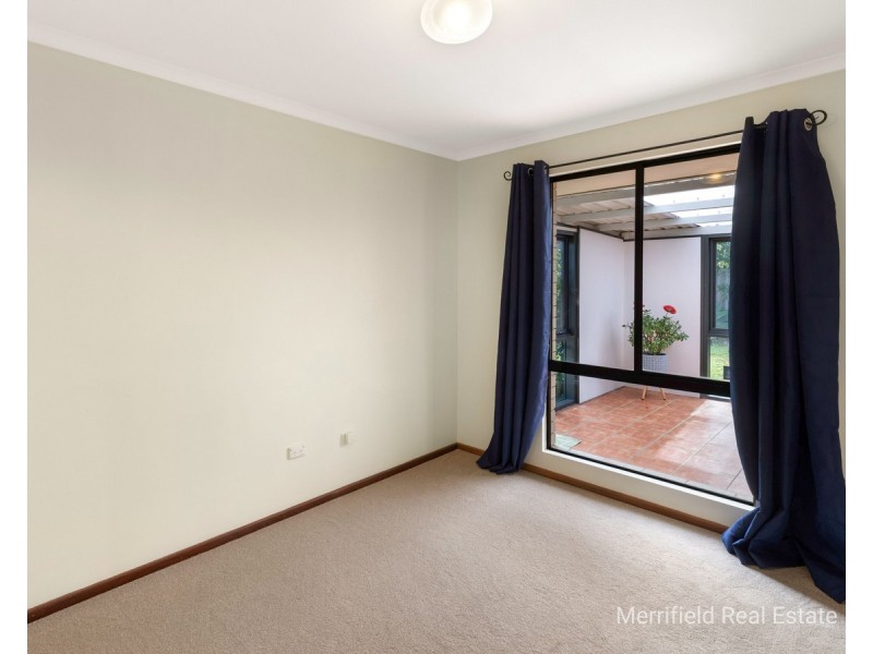 34 Sherwood Drive, Mckail WA 6330