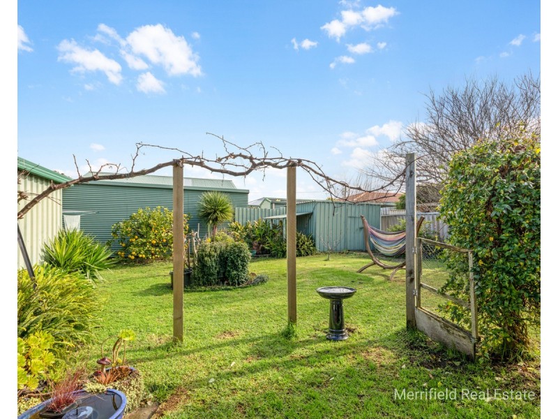 34 Sherwood Drive, Mckail WA 6330