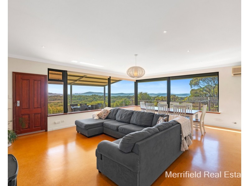 69 Diamond Street, Little Grove WA 6330