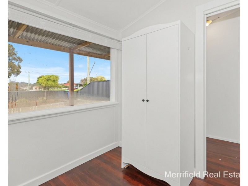24 Edinburgh Road, Mckail WA 6330