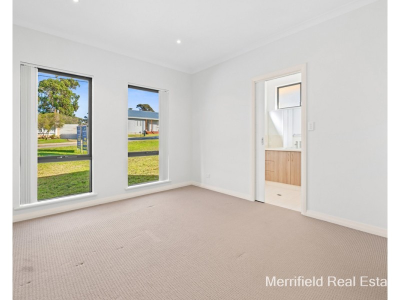 18 Seymour Street, Mira Mar WA 6330