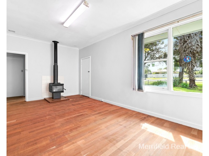 121 South Coast Highway, Lockyer WA 6330