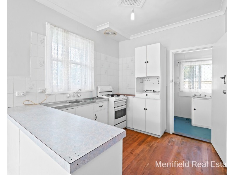 121 South Coast Highway, Lockyer WA 6330