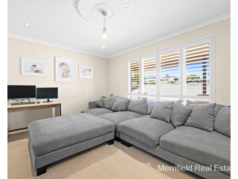 18 Susan Court, Yakamia WA 6330