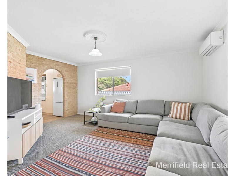 8 Gillam Place, Mount Melville WA 6330