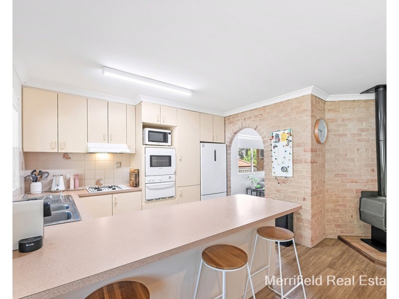 8 Gillam Place, Mount Melville WA 6330