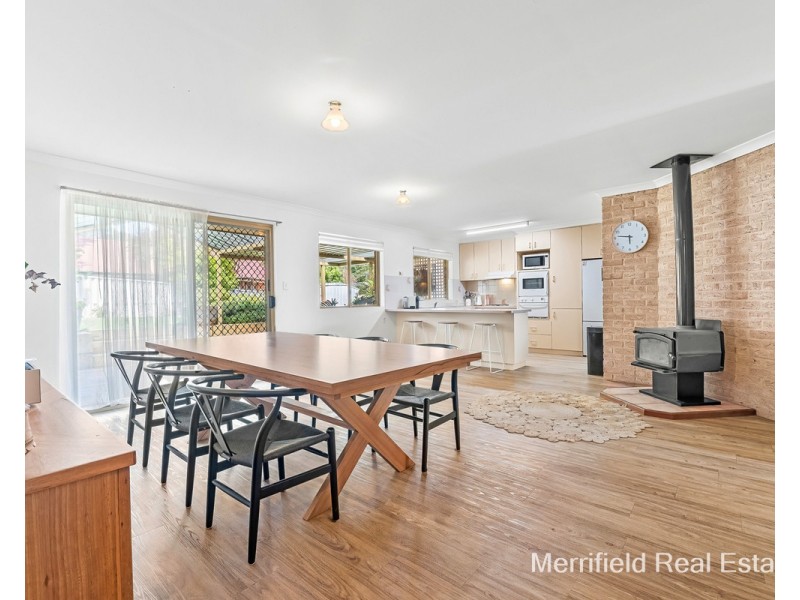 8 Gillam Place, Mount Melville WA 6330