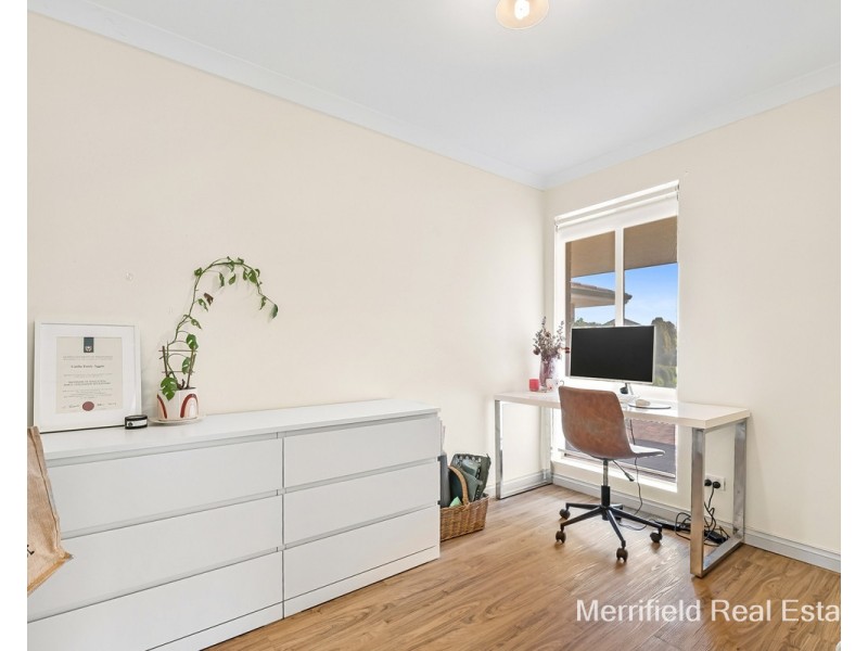 8 Gillam Place, Mount Melville WA 6330