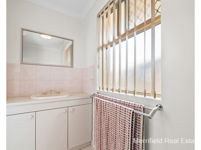 8 Gillam Place, Mount Melville WA 6330