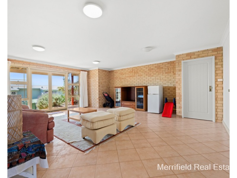 94 Hare Street, Middleton Beach WA 6330