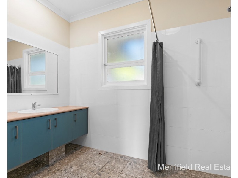 160 Serpentine Road, Mount Melville WA 6330