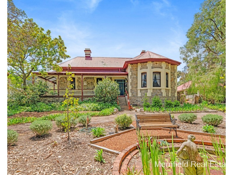 68 Brunswick Road, Port Albany WA 6330