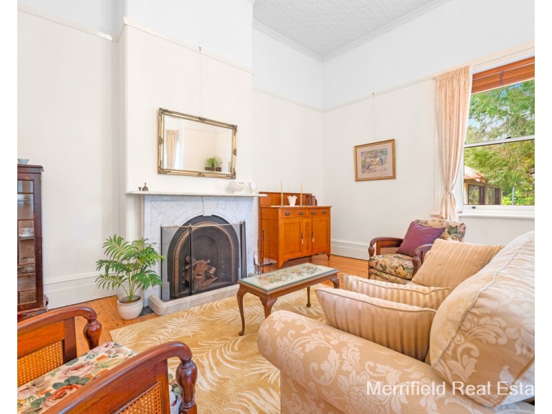 68 Brunswick Road, Port Albany WA 6330