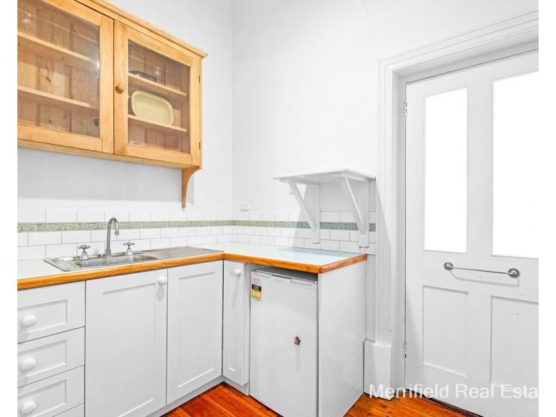 68 Brunswick Road, Port Albany WA 6330