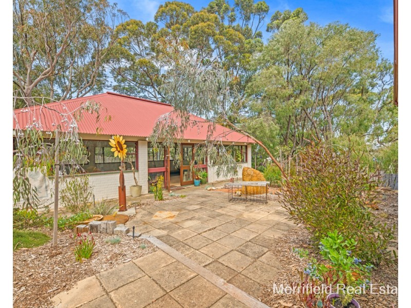 68 Brunswick Road, Port Albany WA 6330