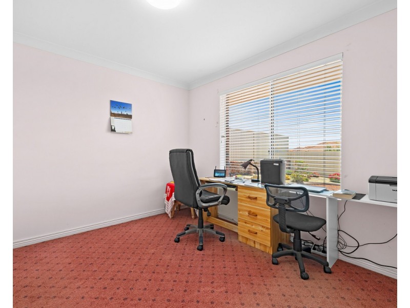 6 Mudge Retreat, Spencer Park WA 6330