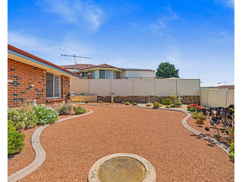 6 Mudge Retreat, Spencer Park WA 6330