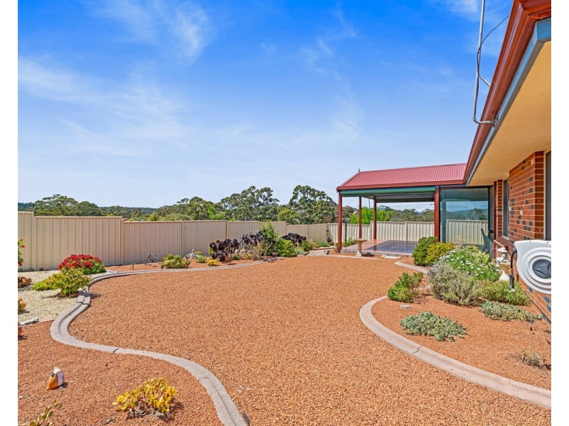 6 Mudge Retreat, Spencer Park WA 6330
