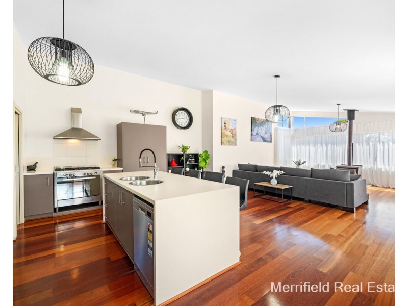 10 Rossiter Road, Goode Beach WA 6330