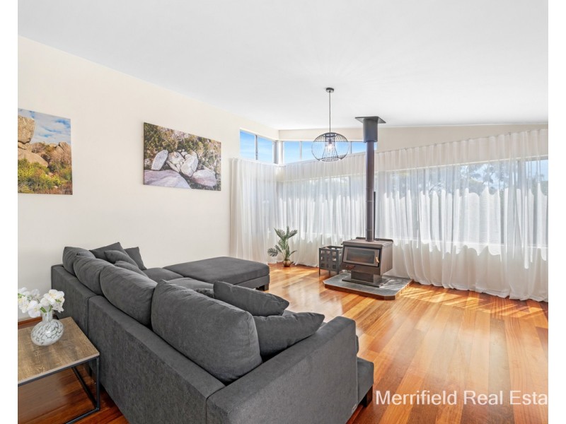 10 Rossiter Road, Goode Beach WA 6330