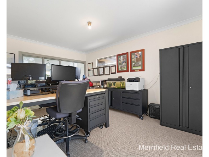 10 Rossiter Road, Goode Beach WA 6330