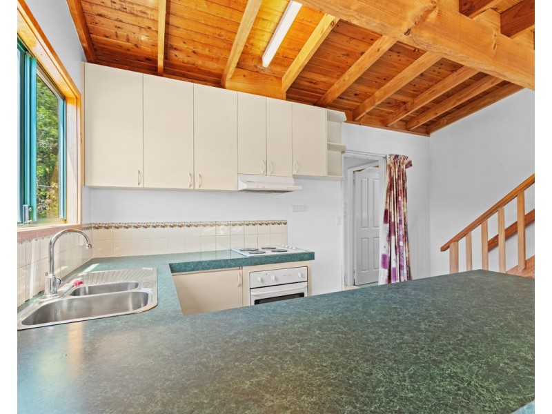 7 Connelly Street, Little Grove WA 6330